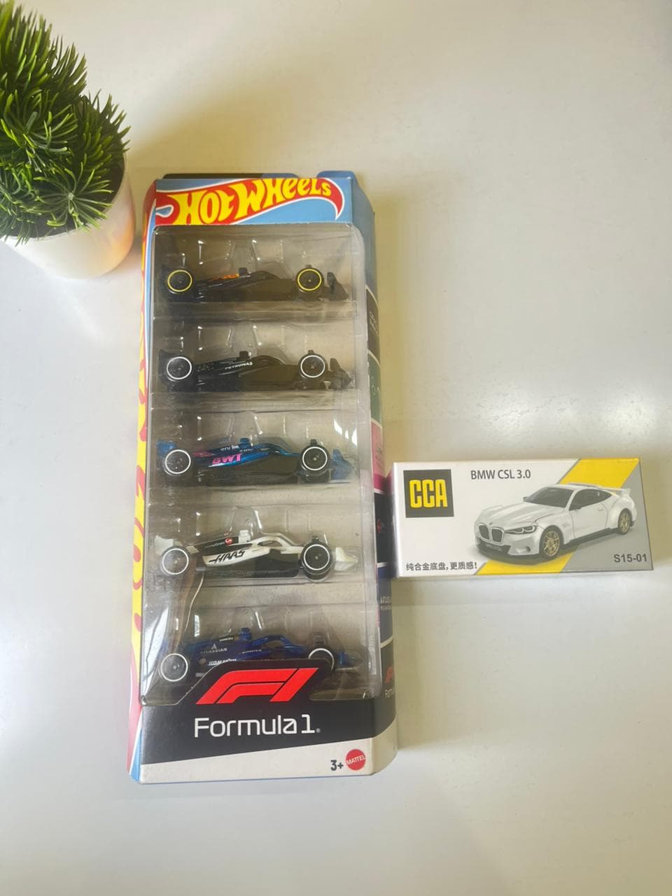 Hotwheels F1 5 pack & CCA BMW CSL 3.0 Combo