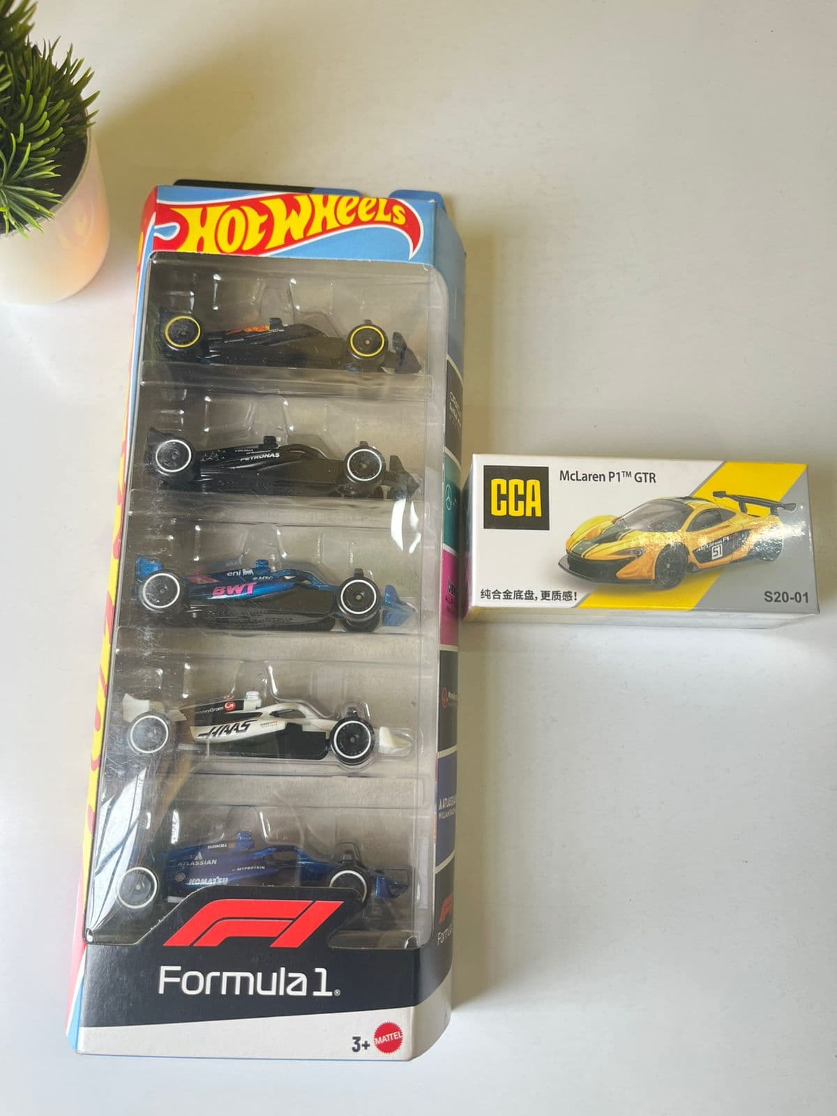Hotwheels F1 pack & CCA Mclaren p1 GTR Combo